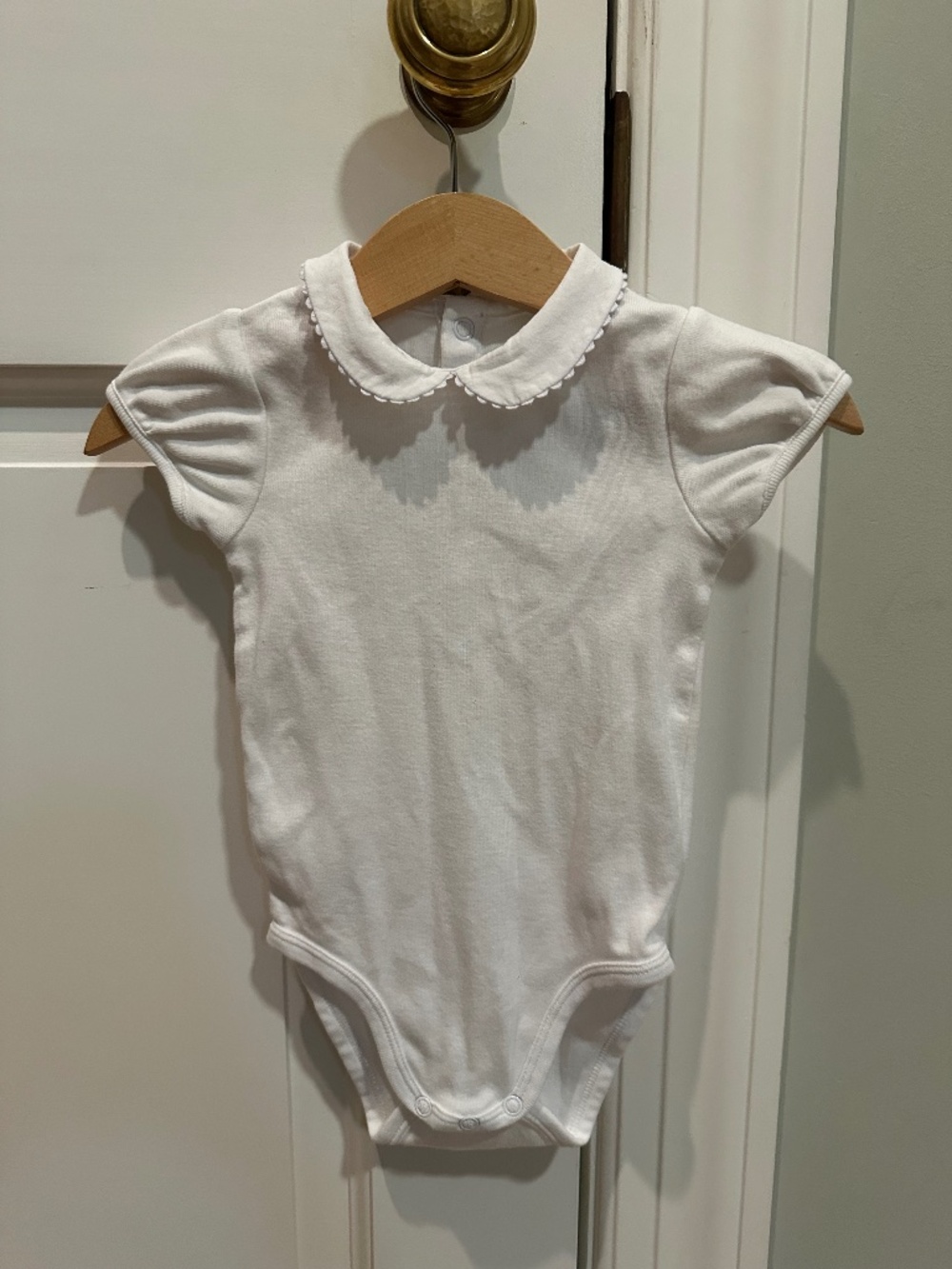 Jacadi White Picot Collar Bodysuit 12M (74 cm)